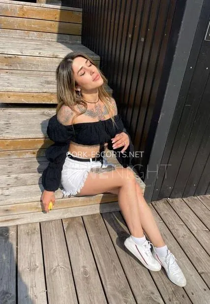 Cork escorts Adrianna — 8