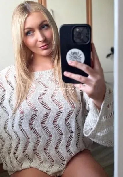 Cork escorts Courtney — 3