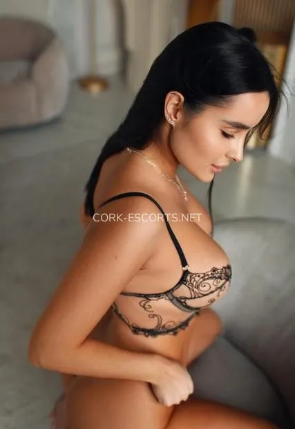 Cork escorts Ariana — 2