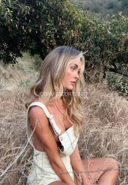 Cork escorts Savannah — 7