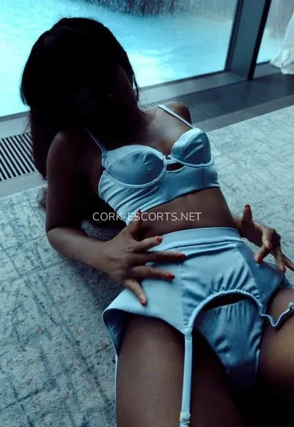 Cork escorts Gun — 2