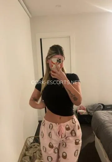 Escort djevojka Madeleine - Cork