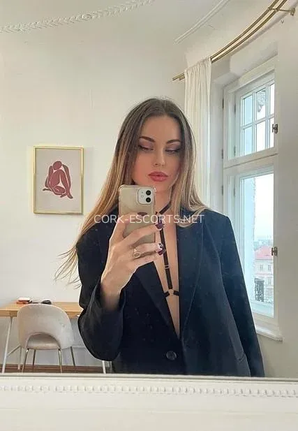 Cork escorts Alondra — 3