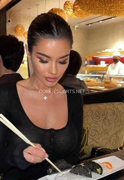 Cork escorts Avery — 3