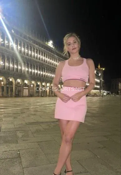 Cork escorts Selena — 1