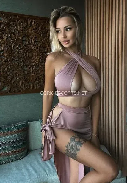 Cork escorts Destiny — 3