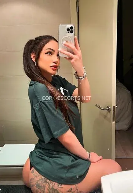 Cork escorts Aliyah — 4