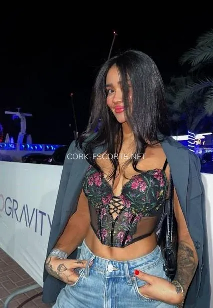 Cork escorts Adrianna — 4