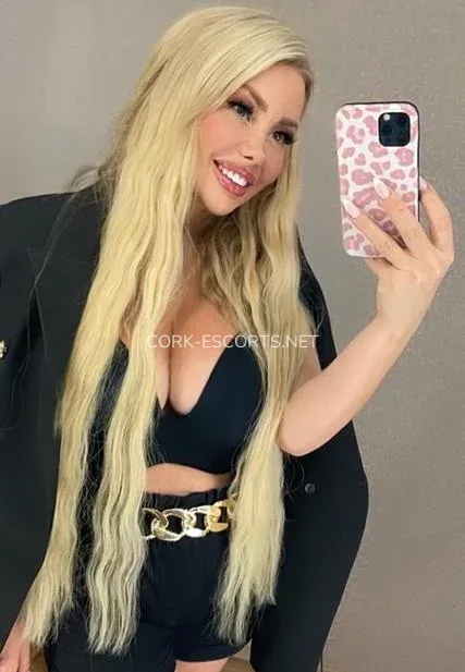 Cork escorts Esmeralda — 4