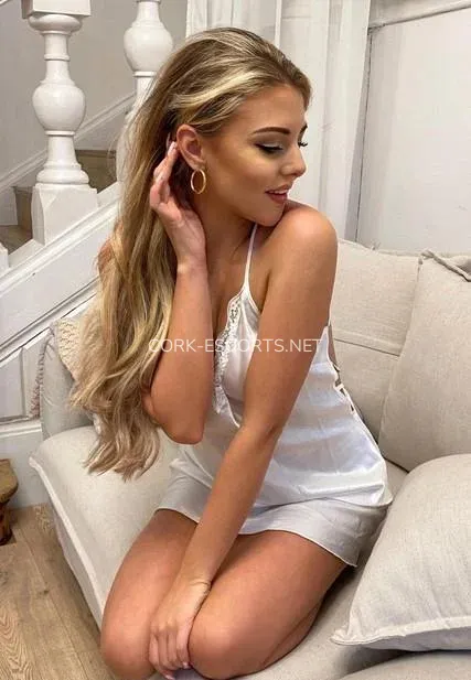 Cork escorts Elise — 9