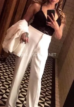 Escort djevojka Clara - Cork